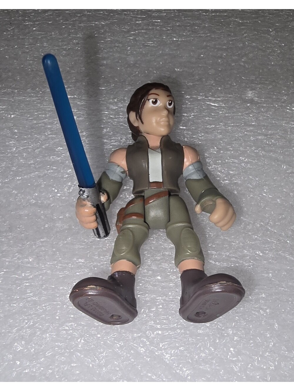 Hasbro Star Wars Galactic Heroes Rey Figure Resistance Outfit Blue Lightsaber